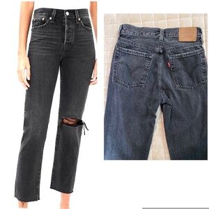 Women’s Levi’s straight wedgie jeans size 24.